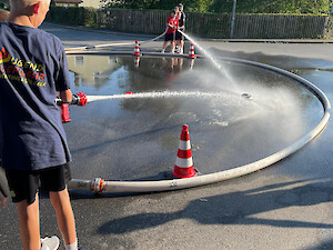 Bild Jugendfeuerwehr mit besonderer EM-Übung