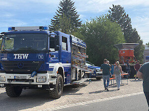 Bild Blaulichtmeile "10 Jahre GJF Vilseck"